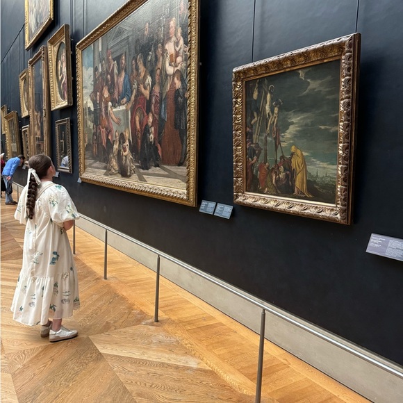 🌙Meet your Posher/Seller💫 - Picture 8 of 13